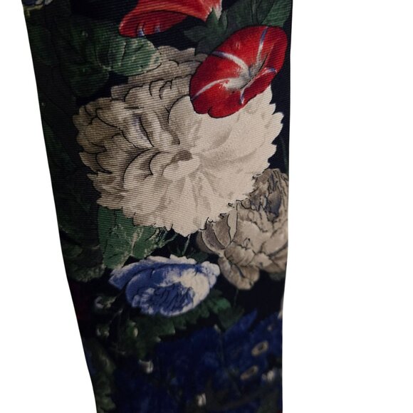 Liberty Of London Stunning Floral 100% Silk Tie Retired Print Retail $185 - Picture 3 of 5